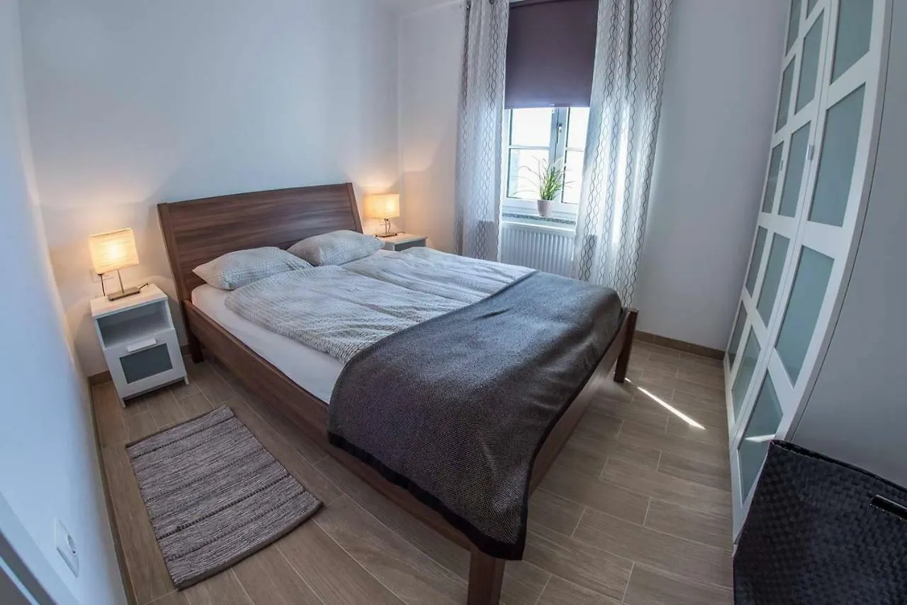 Apartments Nikic バニョレ